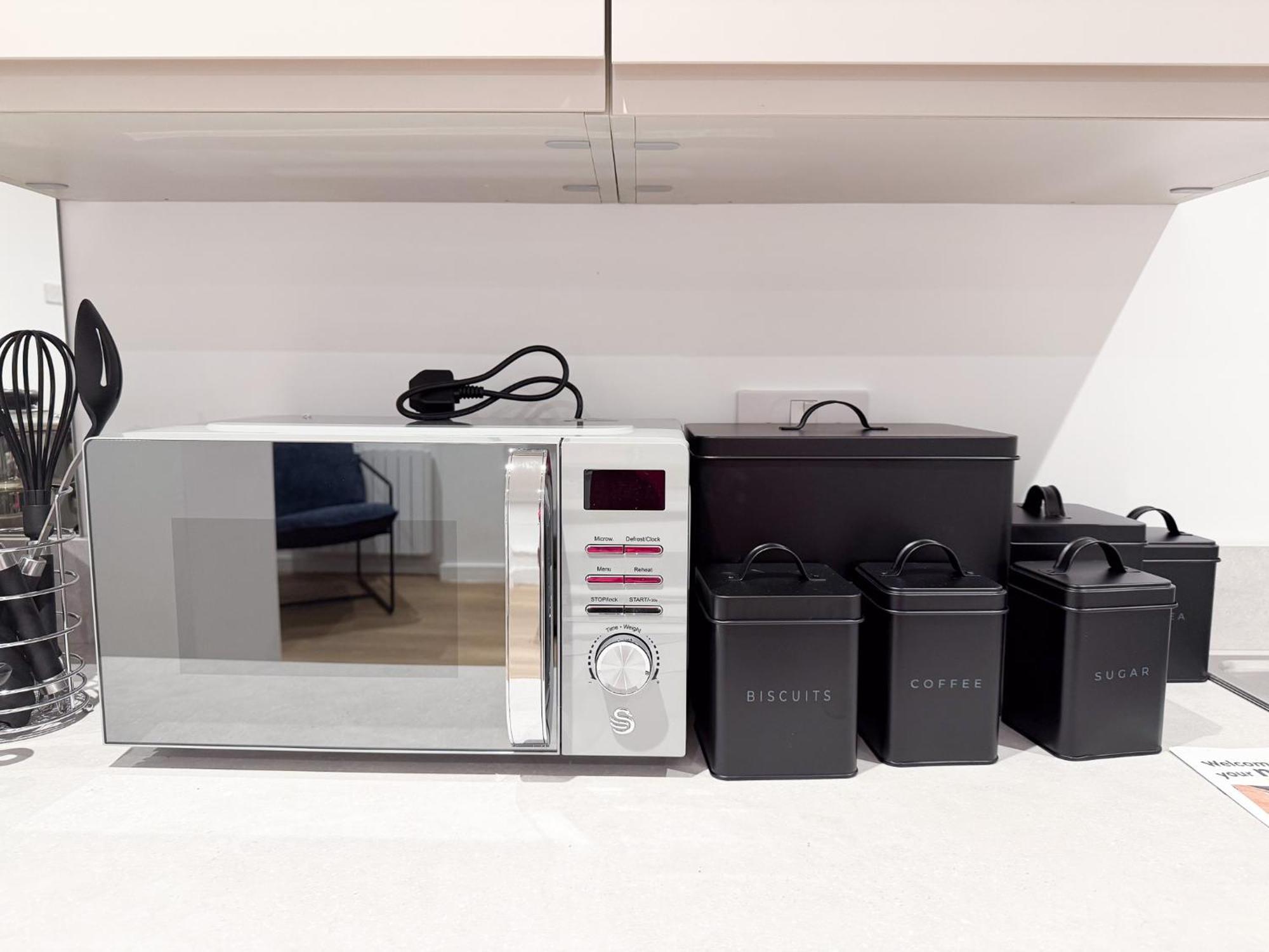 Spacious Modern 1 Bed Apartments In St Neots - Perfect For Contractors & Professionals - Free Parking - Wifi - Fully Equipped Kitchen - Smart Tv Ideal For Work Stays And Long Projects Kültér fotó