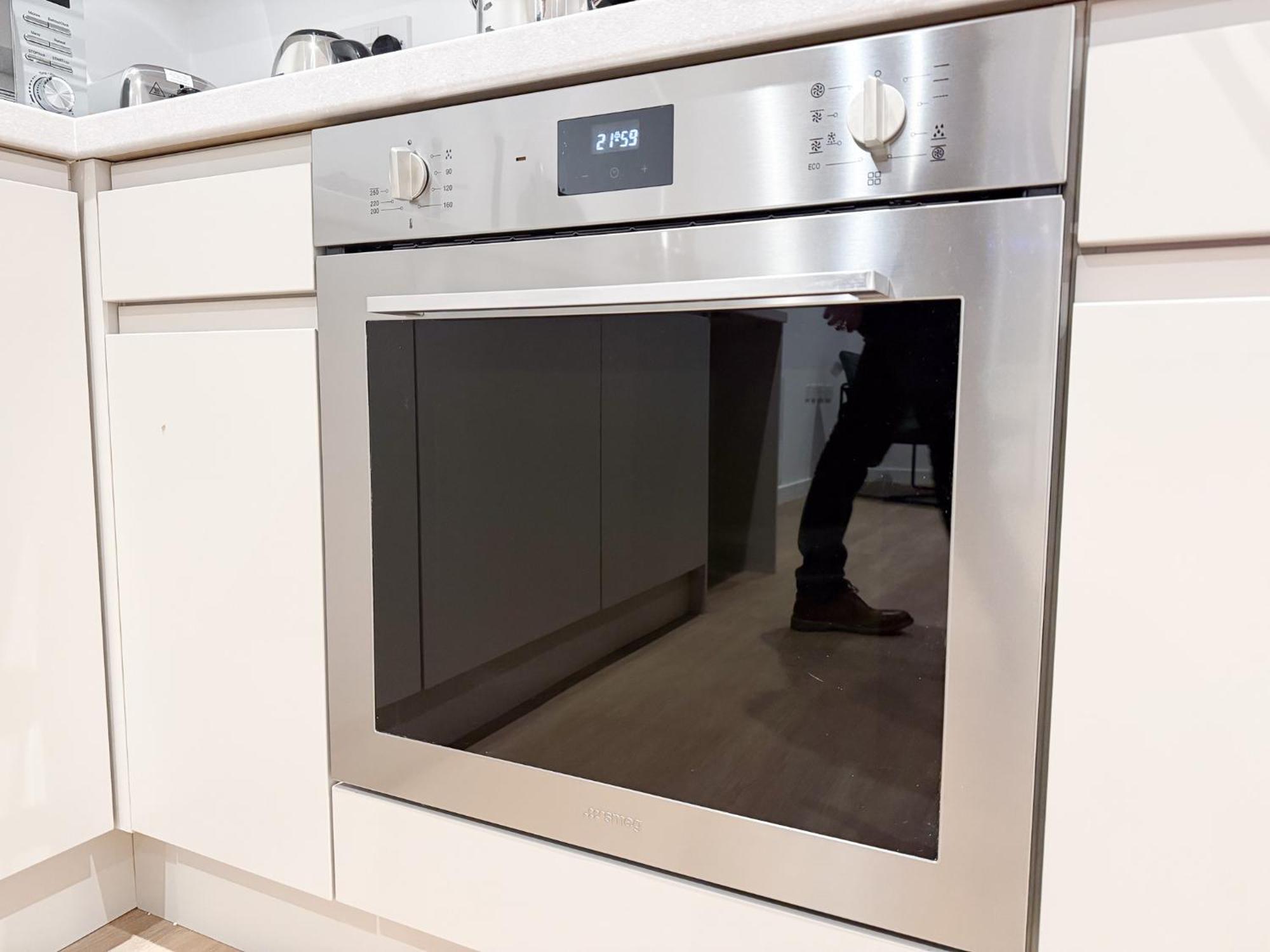 Spacious Modern 1 Bed Apartments In St Neots - Perfect For Contractors & Professionals - Free Parking - Wifi - Fully Equipped Kitchen - Smart Tv Ideal For Work Stays And Long Projects Kültér fotó
